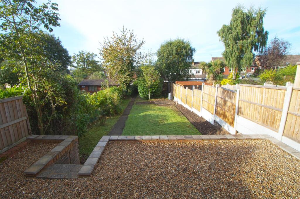 GARDEN1.jpg