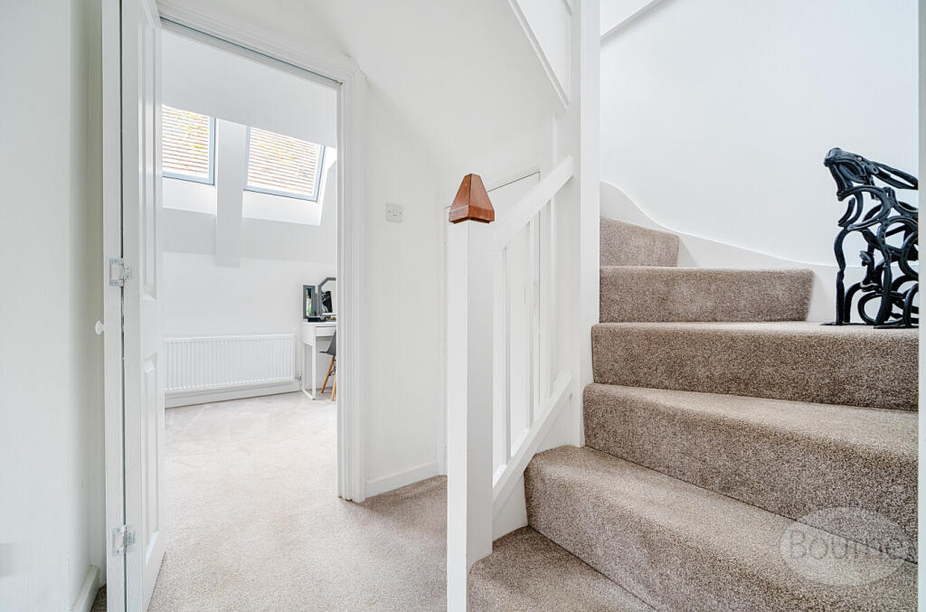 a7ffdf76-da91-423...