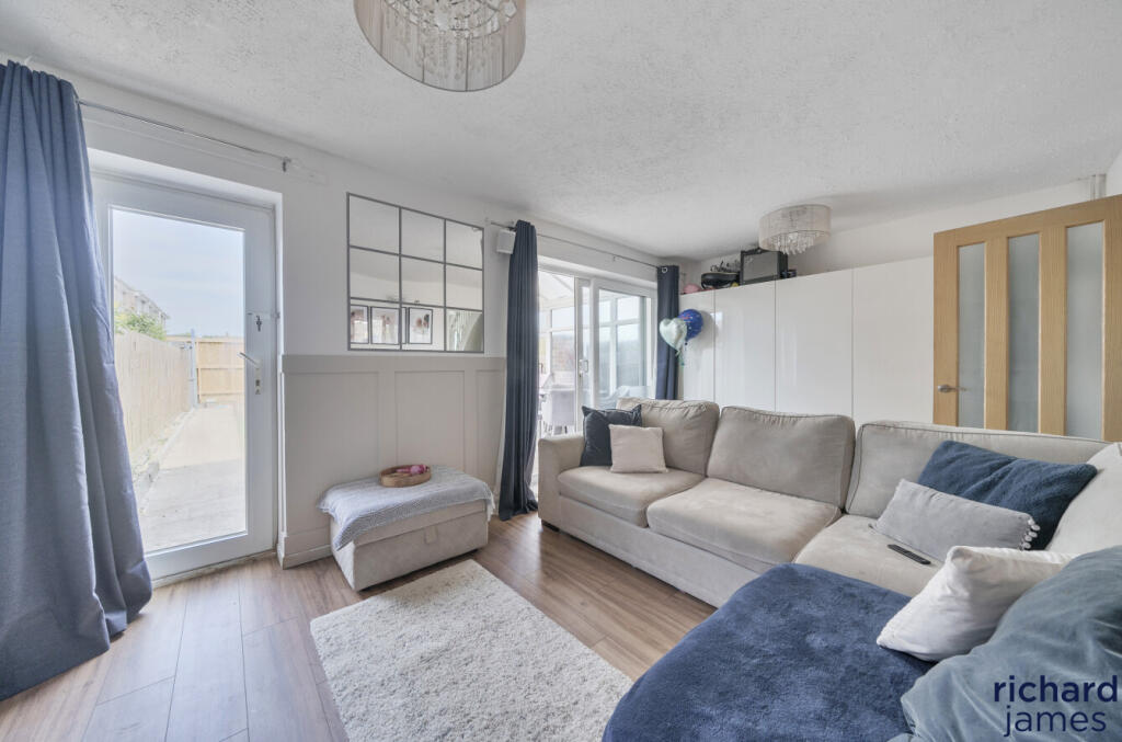 c5277e746ff04280b7a464bf3235fcbf