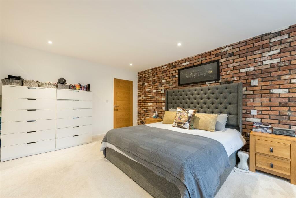 Highmead -015.jpg