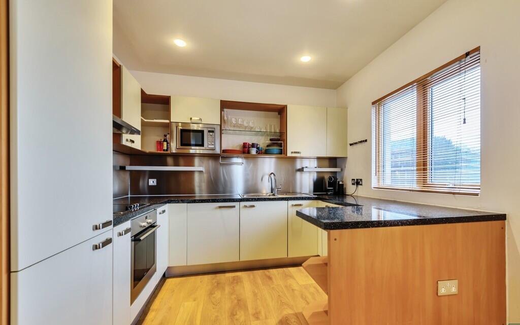 09cefeac-f2c5-4eb...