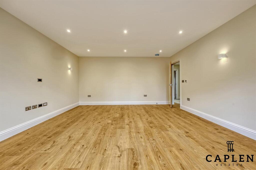 img_4892_20 copy 2.jpg