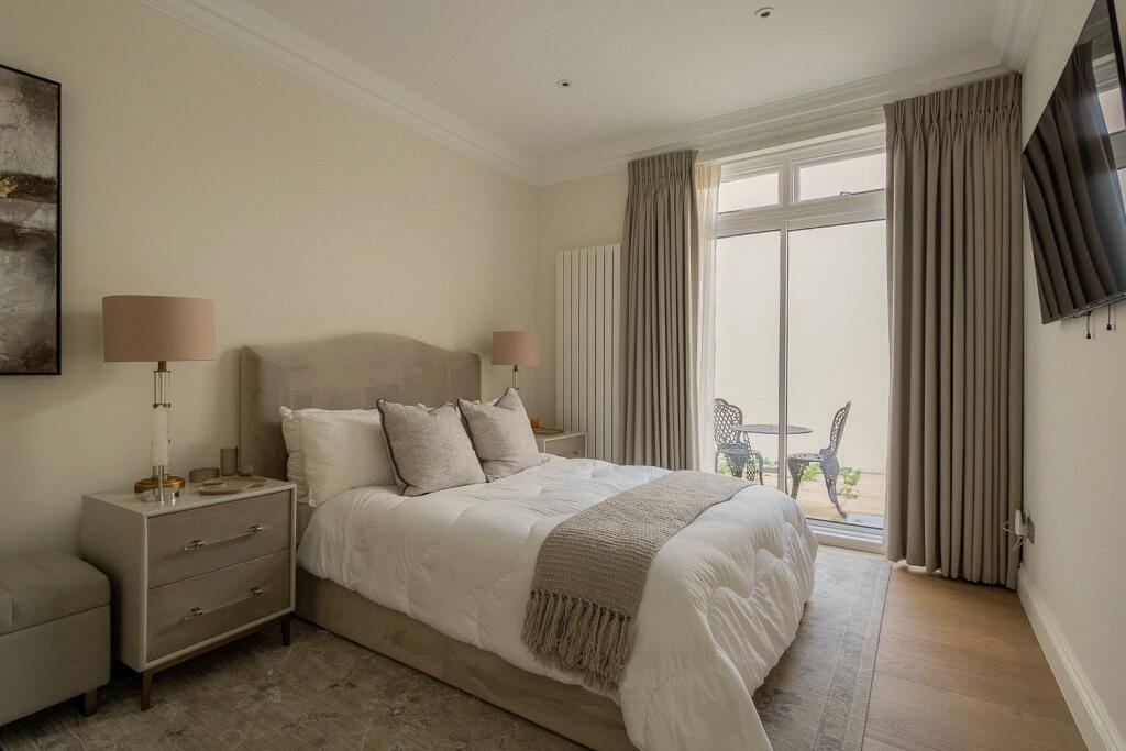 Principal Bedroom