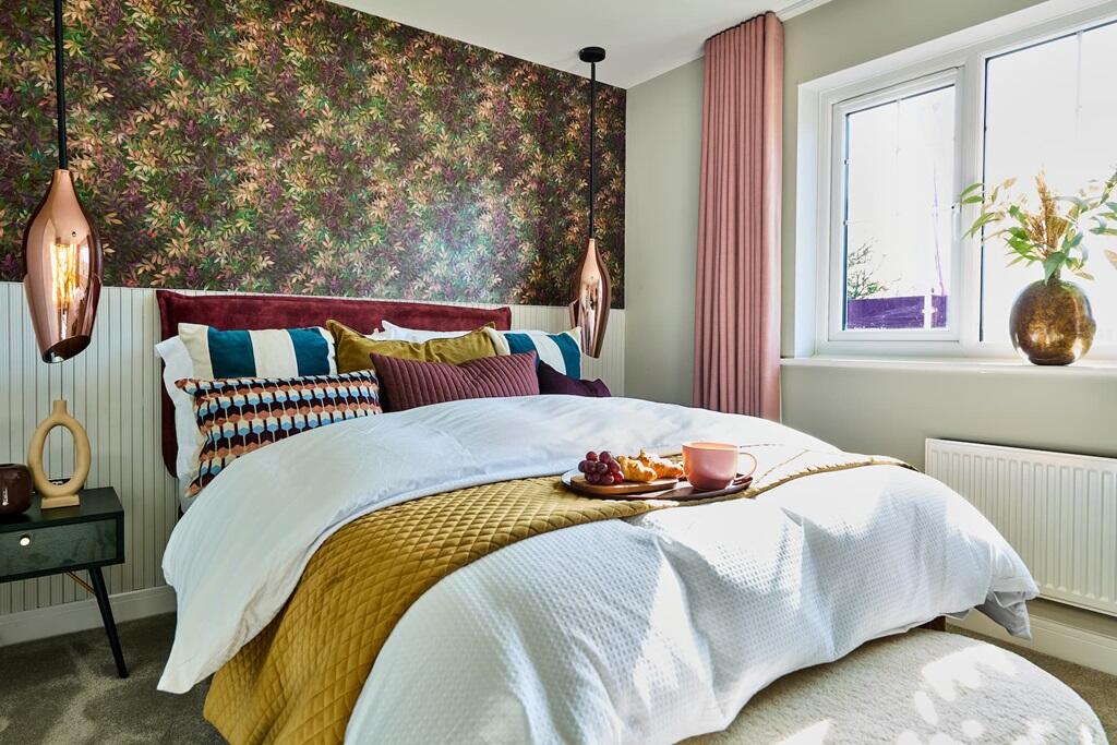 The generous bedroom 1 with en-suite