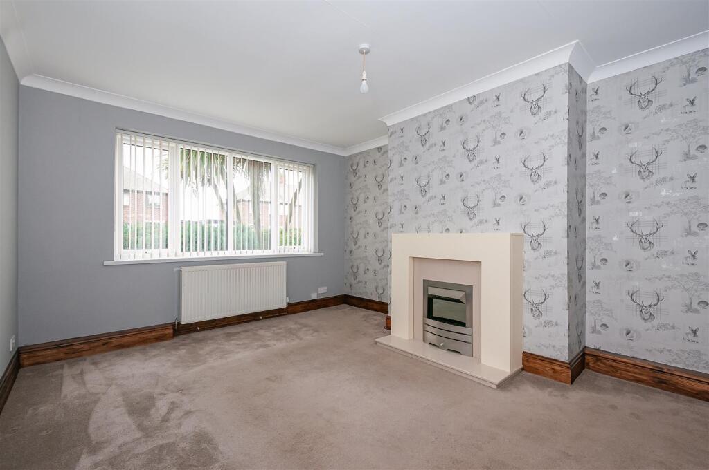 52 DEMSTER AVENUE4.jpg