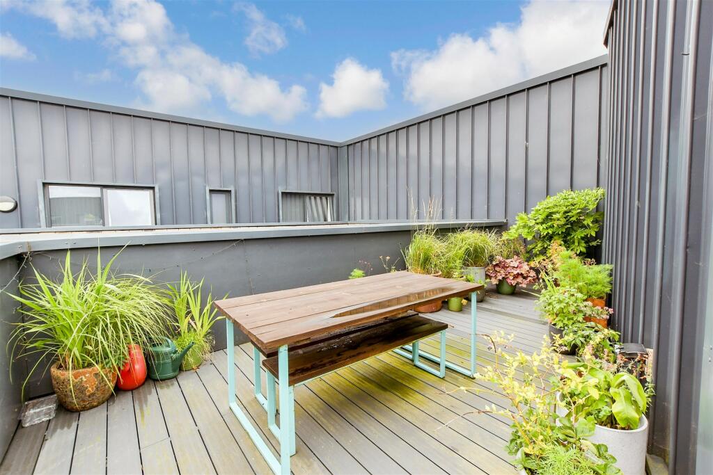 Balcony / Terrace