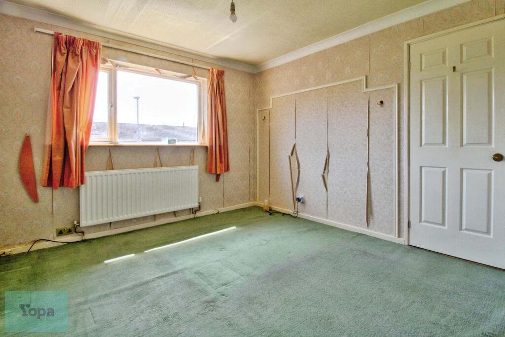 76ec67ee-Bedroom 202