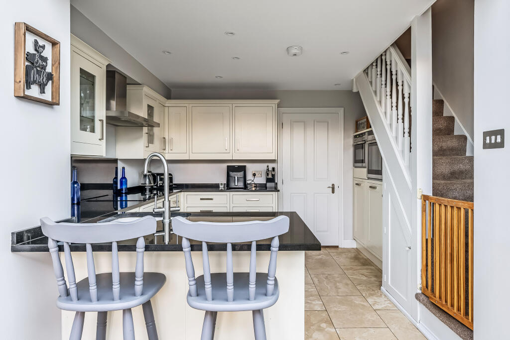3-Uckfield-Cottage-15