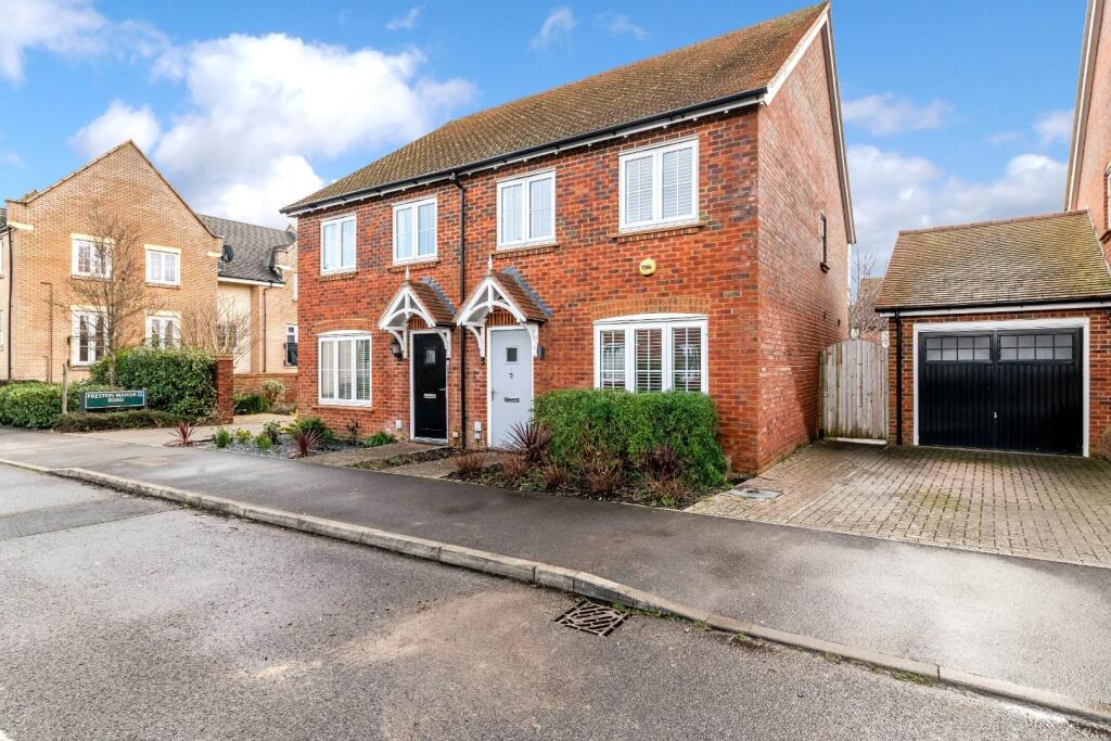 PRESTON MANOR ROAD (15).jpg