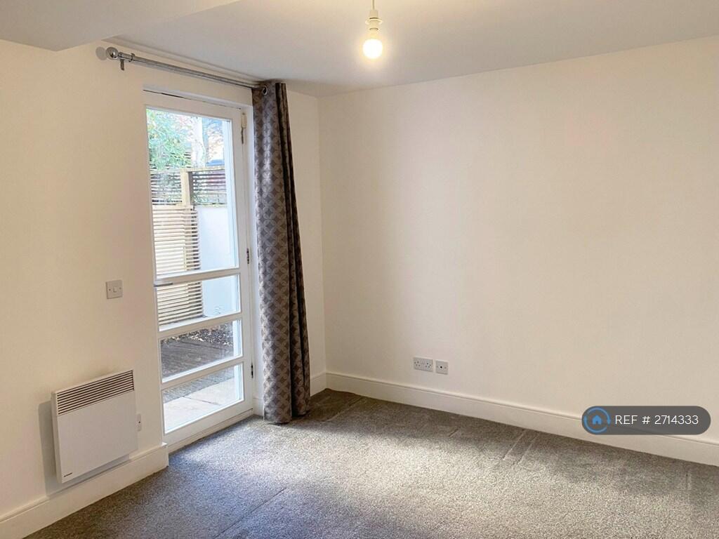 Double En-Suite And Bedroom