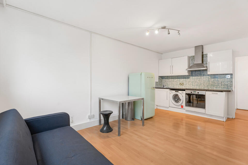 Reception/Kitchen