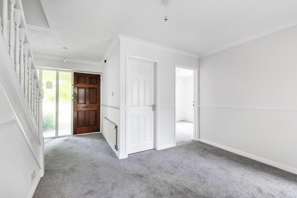 12 Trimnells, Colerne, Wiltshire SN14 8EP-7 (1).jp