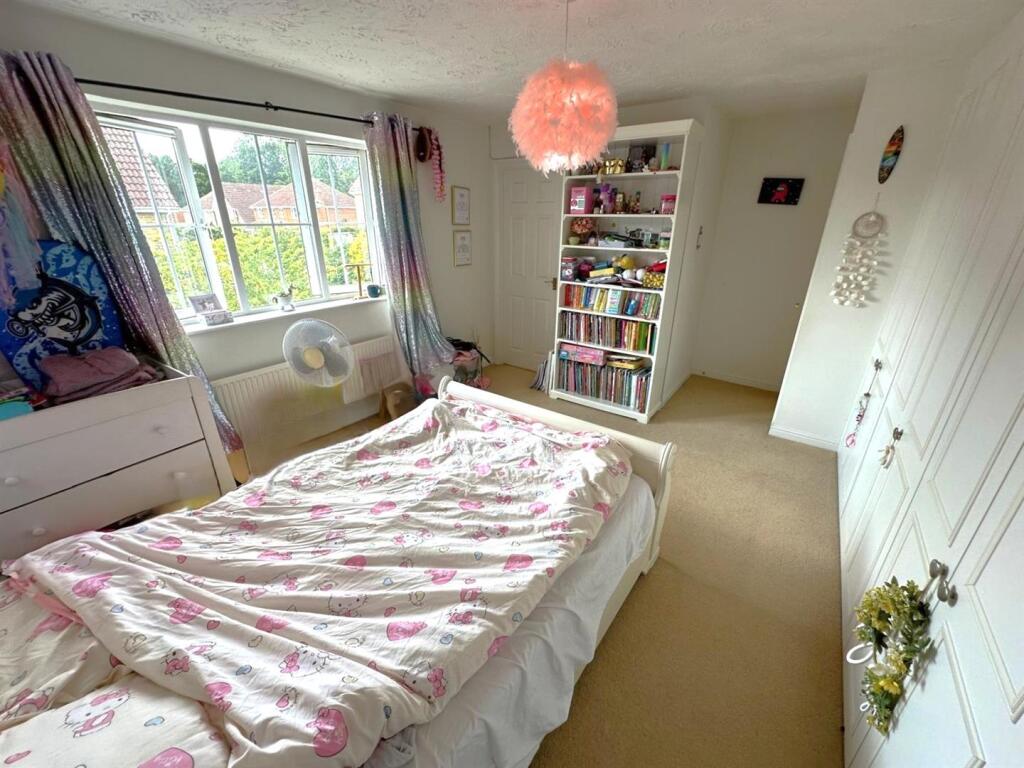 Bedroom 2.jpg