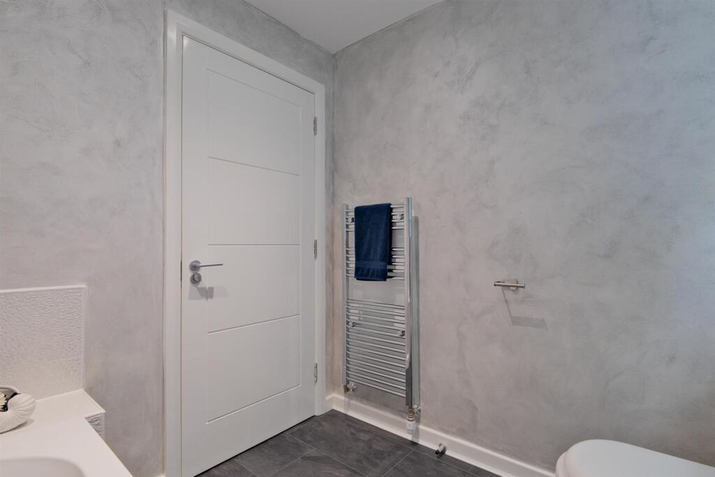 026-31 Ardencraig Terrace, Glasgow, G45 9BJ.jpg