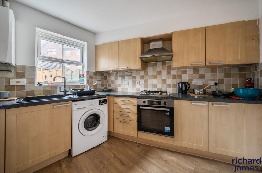 4c20241ea45e4e81874de8e0b5f5f3c4