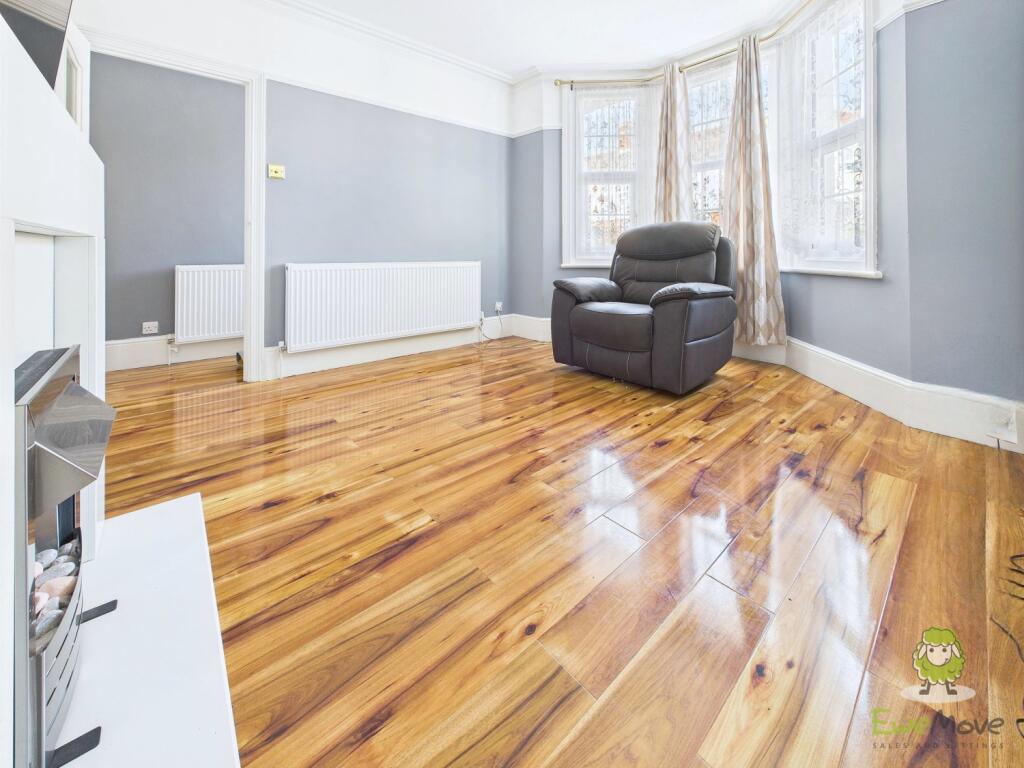 CAM01543G0-PR0148-STILL003