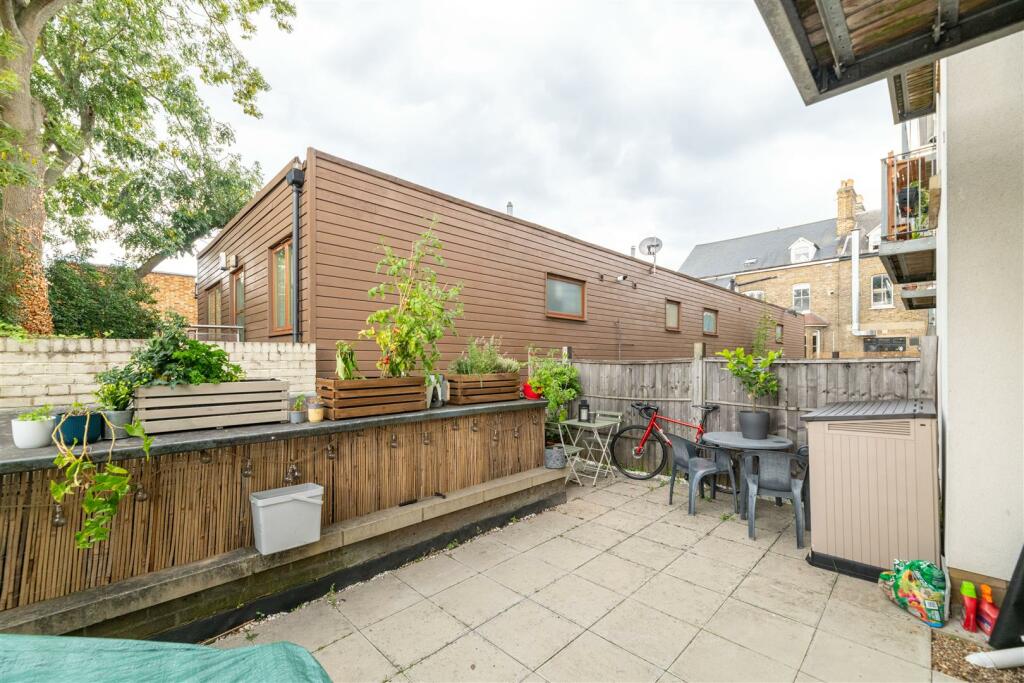 Spratt Hall Road