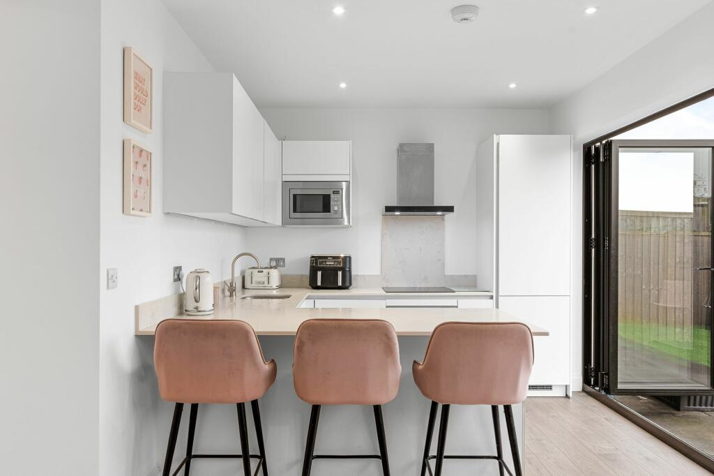 Reception-Kitchen