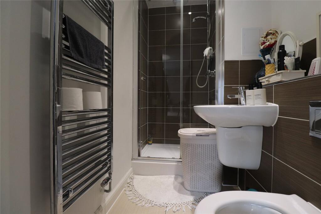 Ensuite