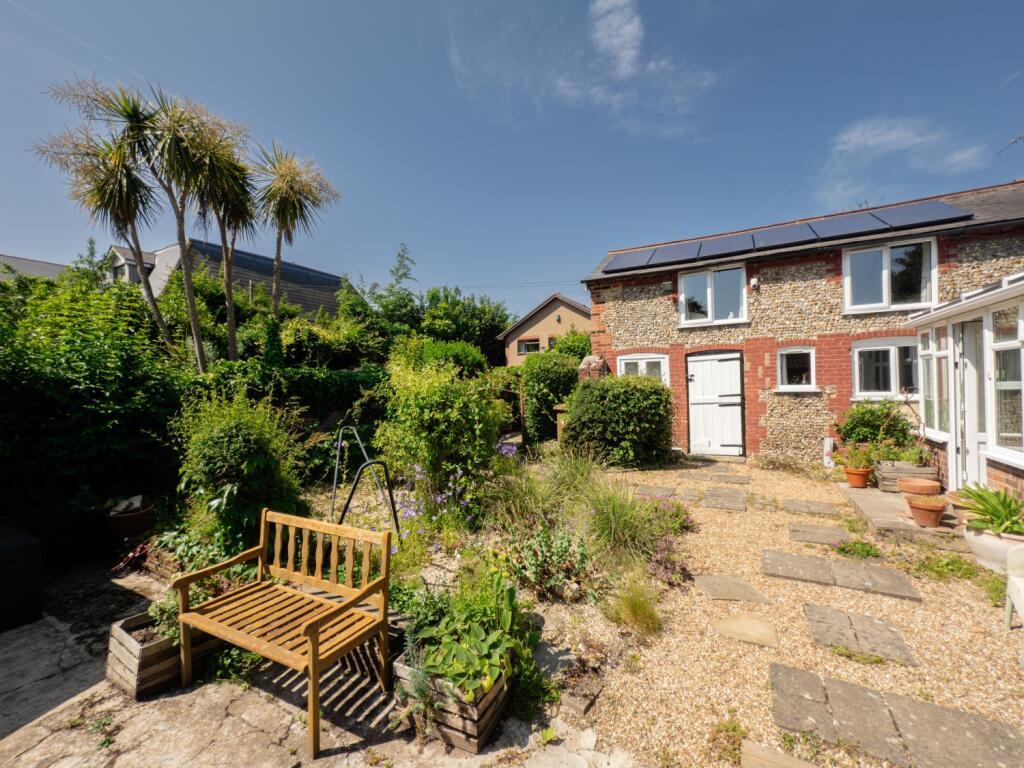 20250612094619 - IMG_9150 - 47 Crabbe Street