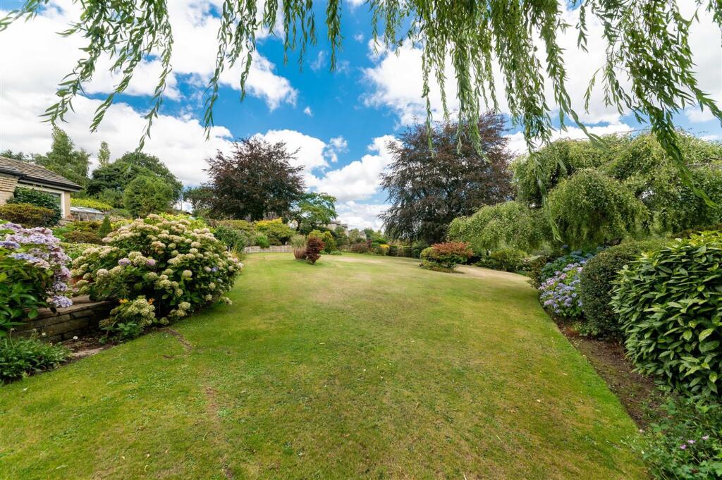 GARDENS