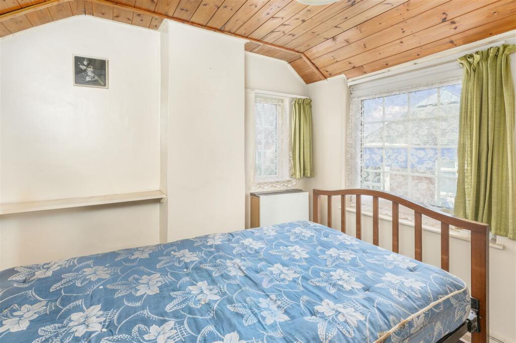 Jerash, Greatworth-17.jpg