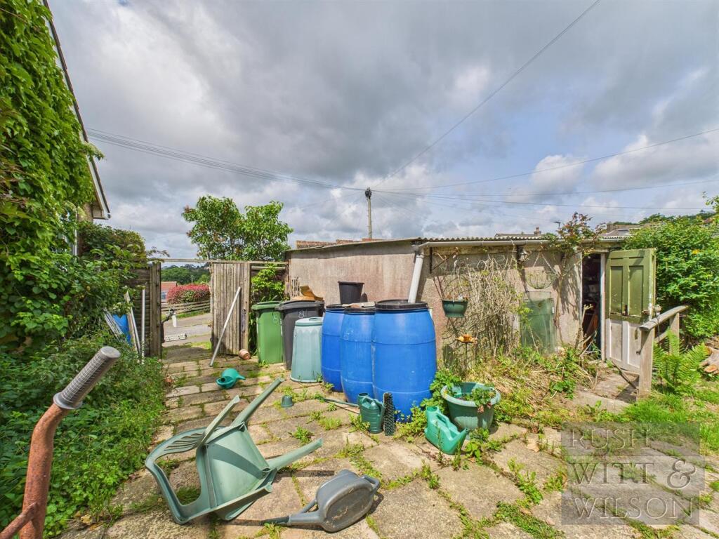 CAM03417G0-PR0711-STILL013.jpg