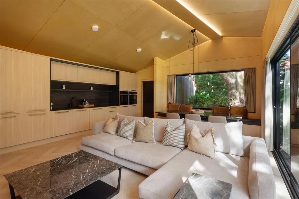 Willow Road, Whitstable