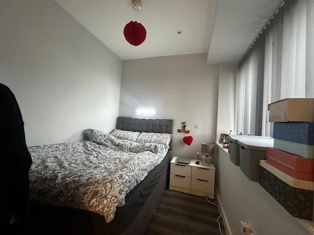 bedroom area.jpg