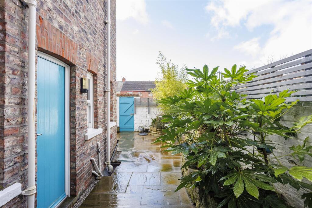 68_Wiggington_Road__11.jpg