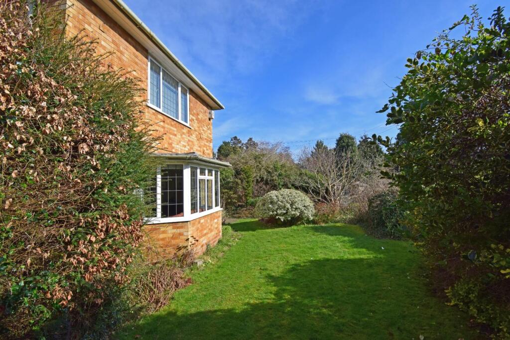 44 Church Road, garden side 2a.jpg