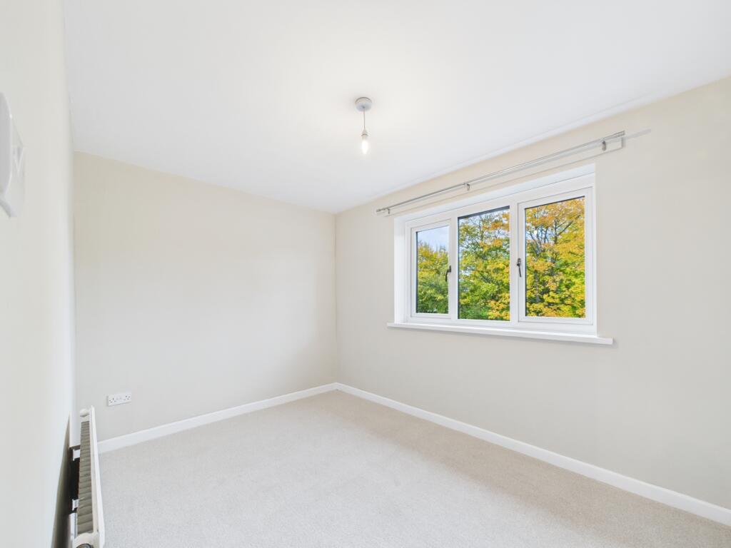 CAM02023G0-PR0178-STILL043