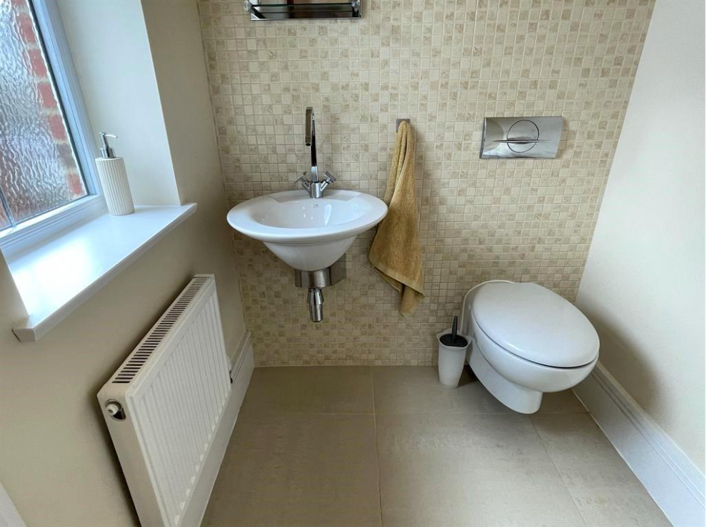 Ground floor WC