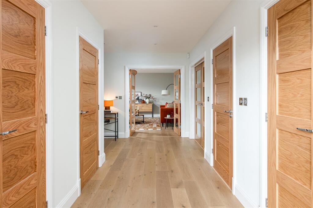 Hall.jpg
