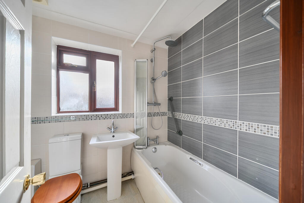 1381115186915bc60d4a92