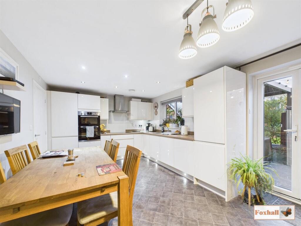 Kitchen / Diner