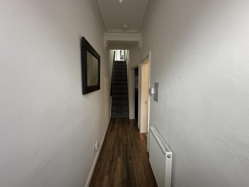 21eg.hall.JPG