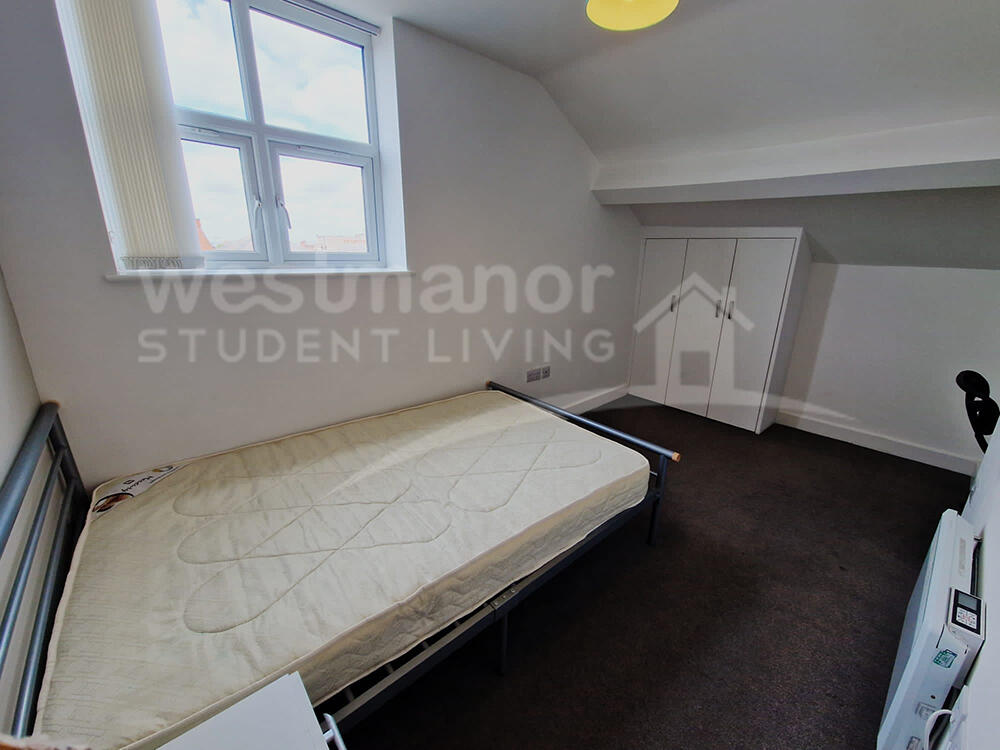 FLAT 14