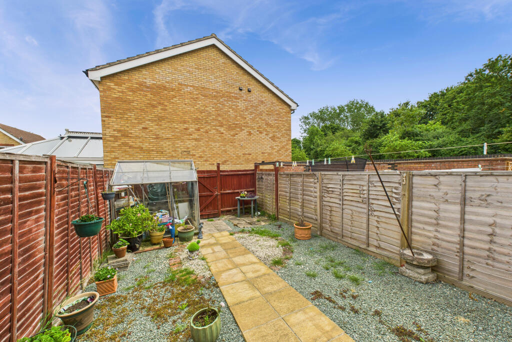 CAM05454G0-PR0017-STILL006