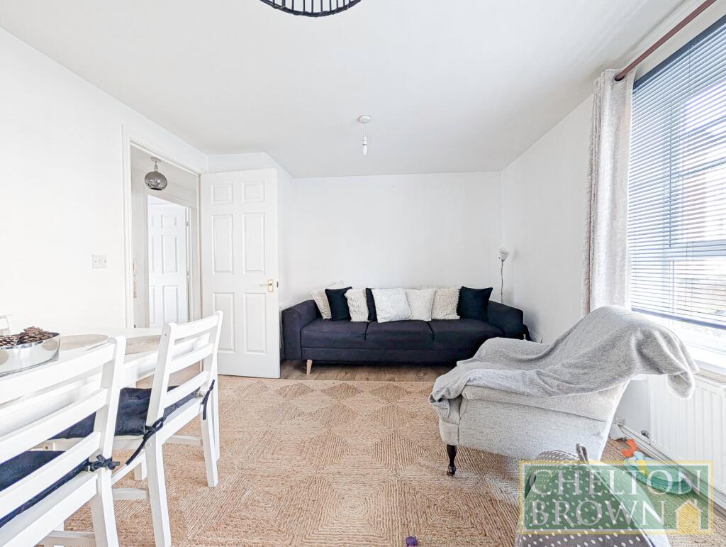 Living &amp; Dining Room