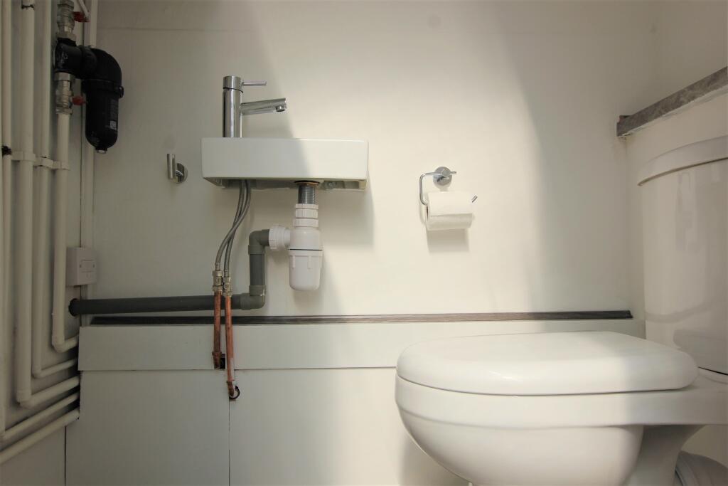 WC.JPG