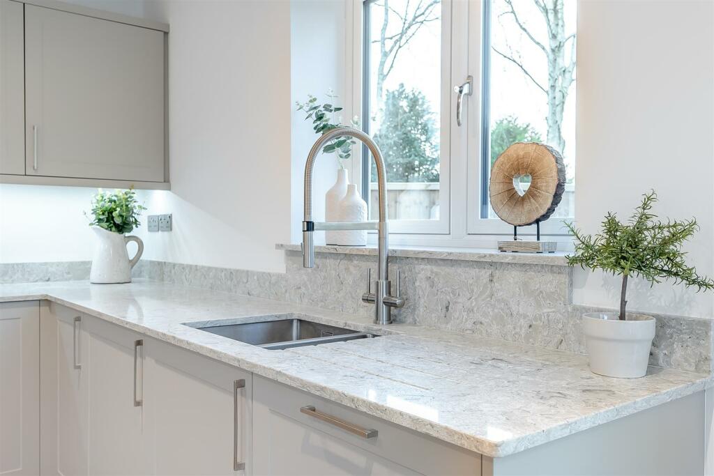 8632067-interior11.jpg
