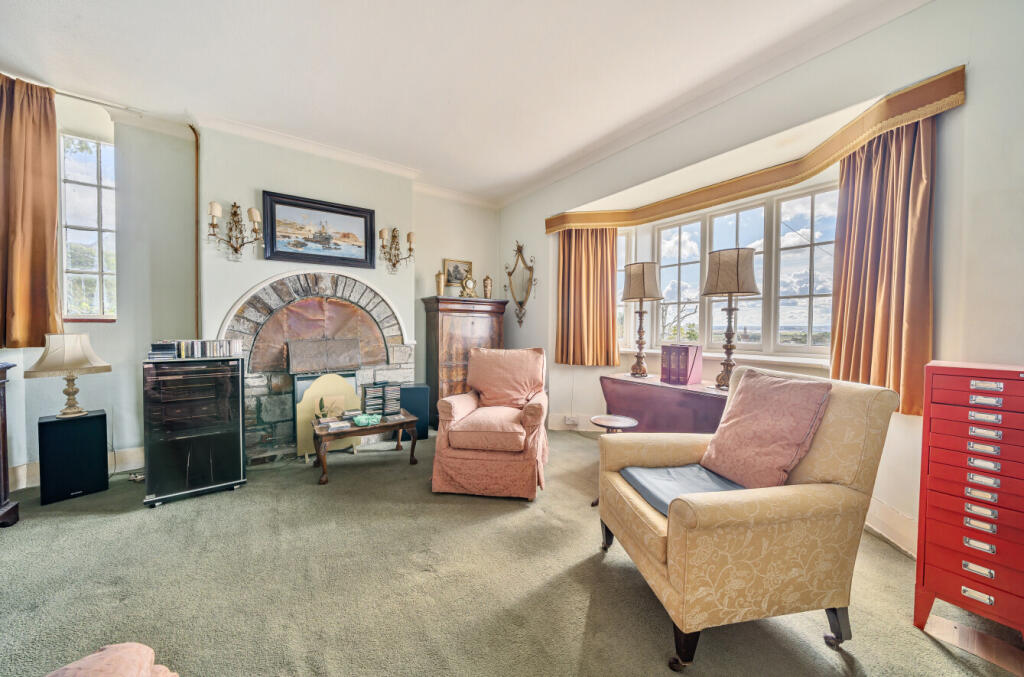 1358394-13-68d3f6...