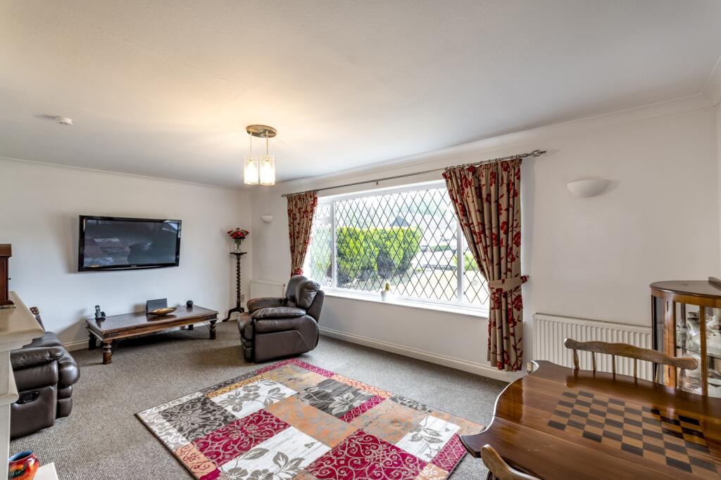 EweMove Estate Agents Scunthorpe - Living Room
