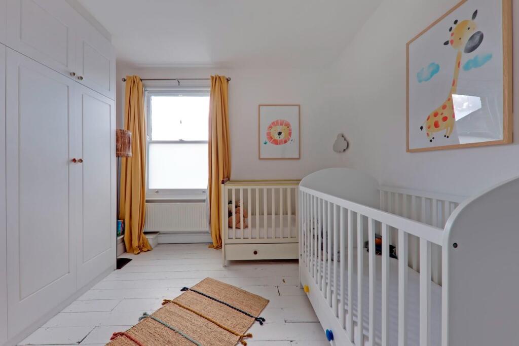 09-4346JHPropWorld - 14 Elvino Road - 25-medium.jp