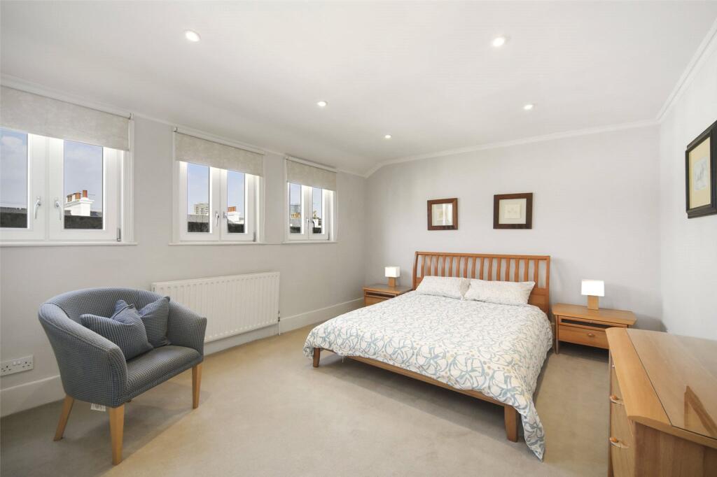 Principal Bedroom