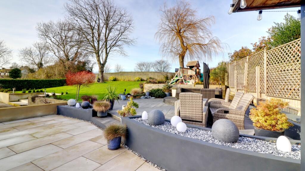 4. Garden 6