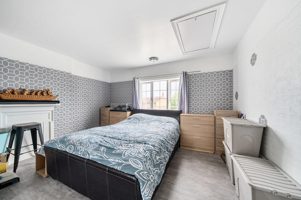 1317408-12-686511...