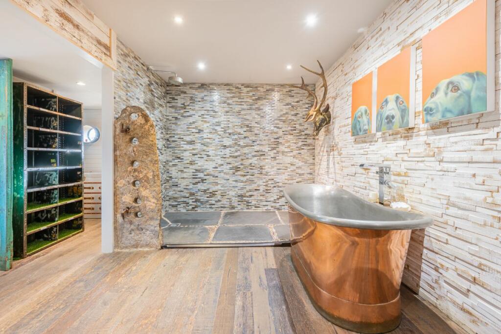The Juniper House - En-suite
