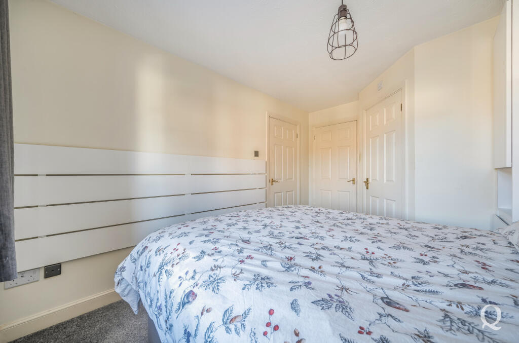 f17832b1-899f-4f6...